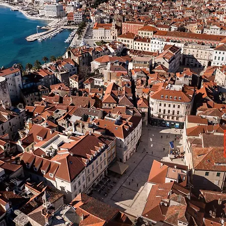 Duplex With Terrace In The Centar Split