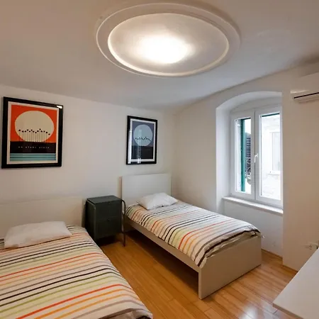 Duplex With Terrace In The Centar Daire *