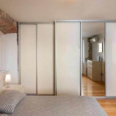 Апартаменты Duplex With Terrace In The Centar