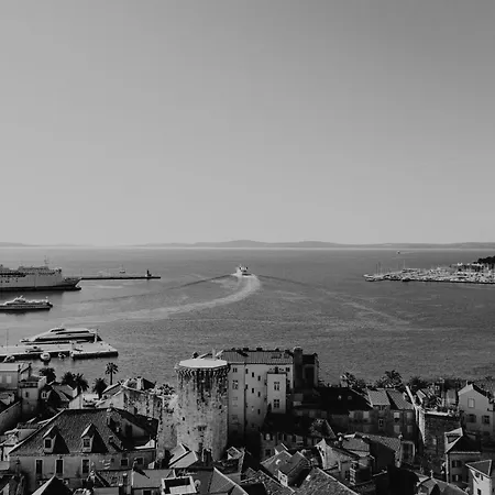 Duplex With Terrace In The Centar Spalato