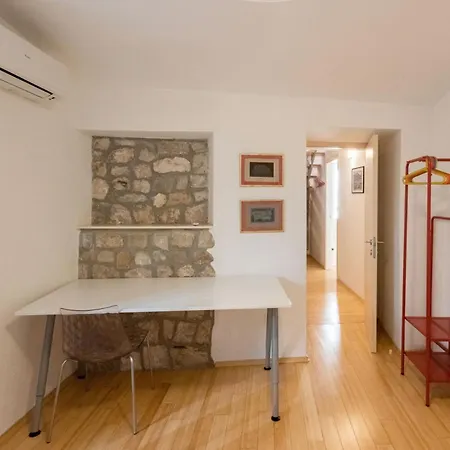 Duplex With Terrace In The Centar Διαμέρισμα Σπλιτ