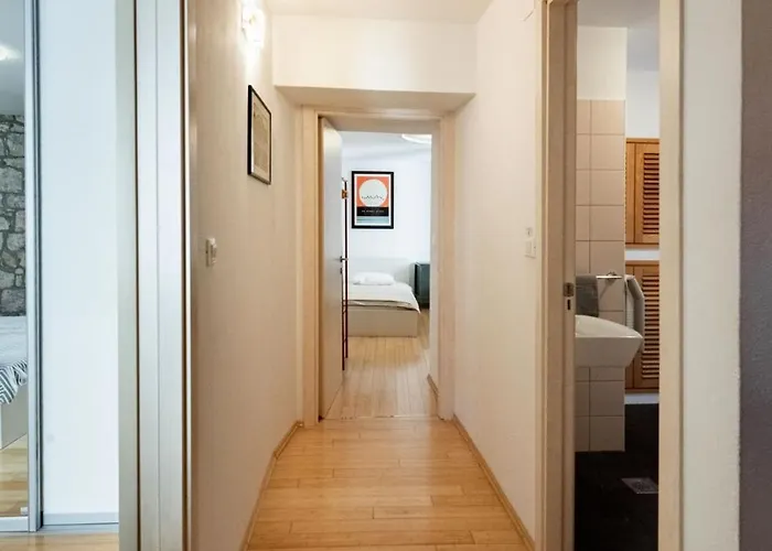 Duplex With Terrace In The Centar * 斯普利特