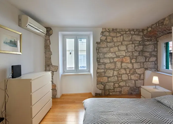 Duplex With Terrace In The Centar * 斯普利特